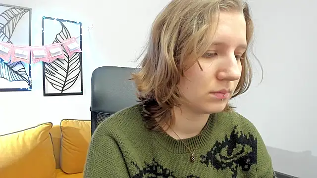 Hailey Foxy online show from January 6, 2026, 9:46 am