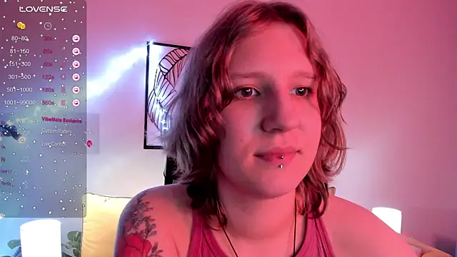 Snapshot of Hailey_Foxy chatting on October 23, 2025, 8:57 am Hailey Foxy online show from October 23, 2025, 8:57 am