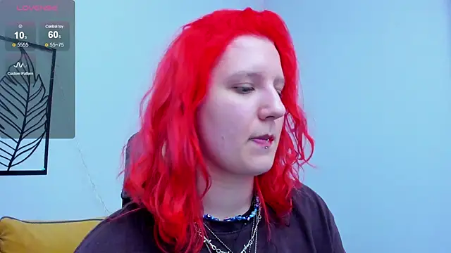 Snapshot of Hailey_Foxy chatting on May 5, 2026, 9:45 am Hailey Foxy online show from May 5, 2026, 9:45 am