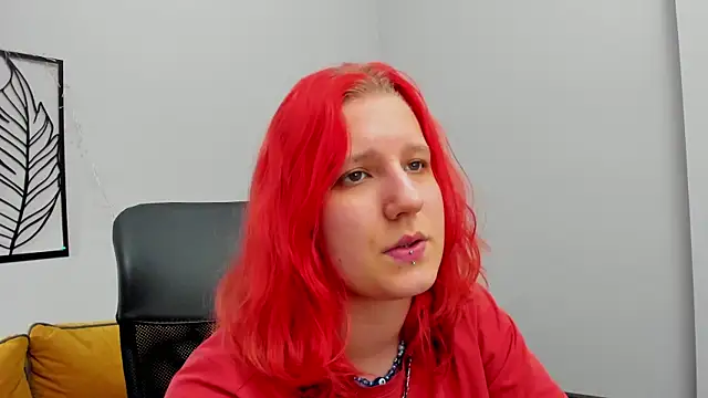 Snapshot of Hailey_Foxy chatting on April 24, 2026, 12:07 pm Hailey Foxy online show from April 24, 2026, 12:07 pm