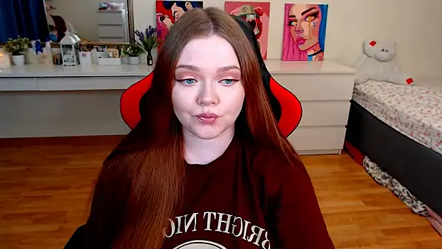 Snapshot of EudoraJeffery chatting on October 12, 2025, 8:37 am EudoraJeffery online show from October 12, 2025, 8:37 am