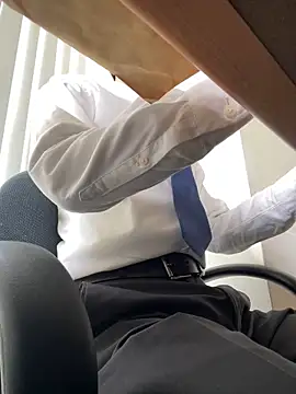 Snapshot of Daddygarry chatting on March 5, 2026, 6:10 am Daddygarry online show from March 5, 2026, 6:10 am