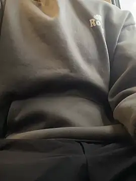 Snapshot of Daddygarry chatting on March 1, 2026, 8:47 am Daddygarry online show from March 1, 2026, 8:47 am