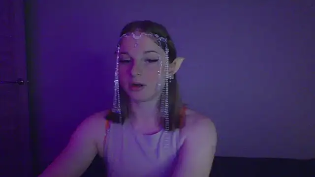 Snapshot of Star_Girlish chatting on October 13, 2025, 5:47 pm Star Girlish online show from October 13, 2025, 5:47 pm