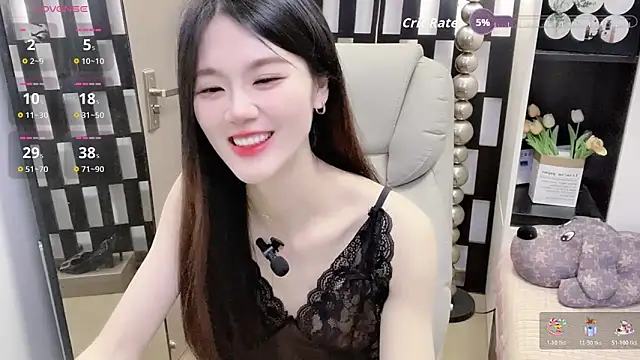 Yueyue-MM online show from March 16, 2026, 5:44 am