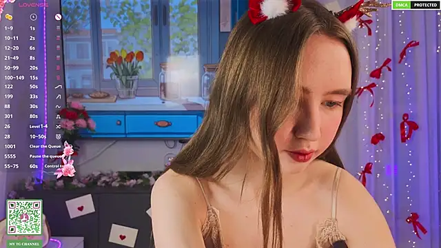 ElfredaTupy online show from March 5, 2026, 7:10 pm