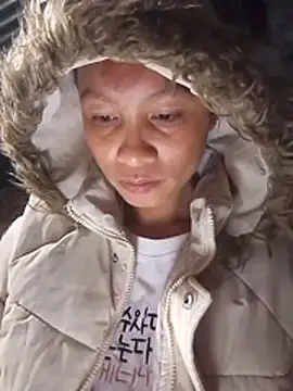 Snapshot of simi-lucy chatting on November 22, 2025, 12:54 am simi-lucy online show from November 22, 2025, 12:54 am