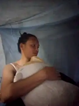 Snapshot of simi-lucy chatting on November 16, 2025, 1:27 pm simi-lucy online show from November 16, 2025, 1:27 pm