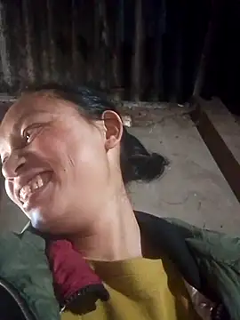 Snapshot of simi-lucy chatting on November 29, 2025, 9:31 am simi-lucy online show from November 29, 2025, 9:31 am