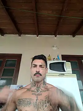Snapshot of malvadobrilhante chatting on October 6, 2025, 6:08 pm malvadobrilhante online show from October 6, 2025, 6:08 pm