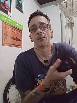 dinho carioca online show from November 5, 2025, 2:09 pm