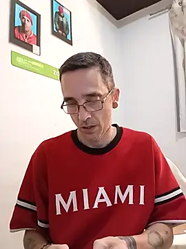 Snapshot of dinho_carioca chatting on September 9, 2025, 2:04 pm dinho carioca online show from September 9, 2025, 2:04 pm