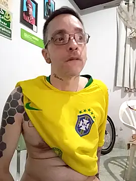 Snapshot of dinho_carioca chatting on October 1, 2025, 9:29 pm dinho carioca online show from October 1, 2025, 9:29 pm