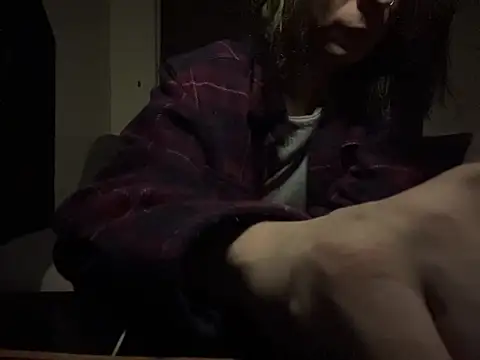 Snapshot of d3luluxx chatting on January 6, 2026, 11:36 am d3luluxx online show from January 6, 2026, 11:36 am