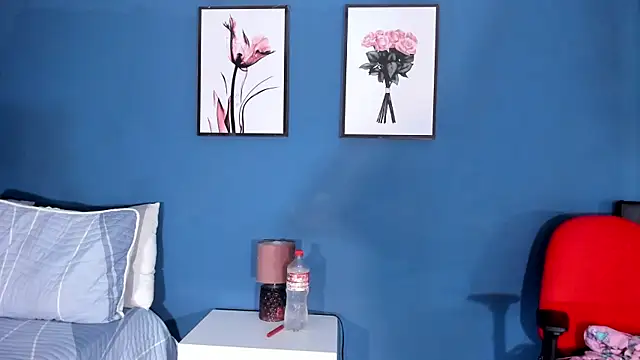 Snapshot of Grettel_w chatting on September 8, 2025, 7:57 pm Grettel w online show from September 8, 2025, 7:57 pm