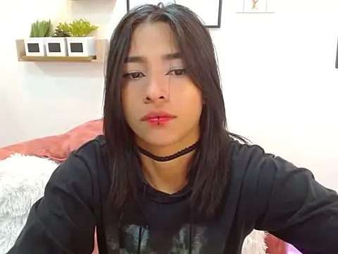Snapshot of Aliciacute__ chatting on October 4, 2025, 7:26 pm Aliciacute online show from October 4, 2025, 7:26 pm
