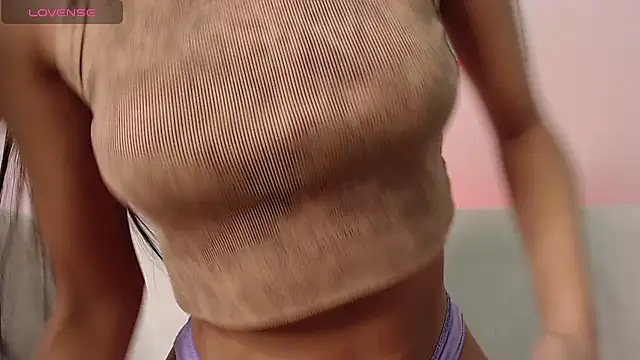 akisha lims26 online show from November 10, 2025, 11:26 am