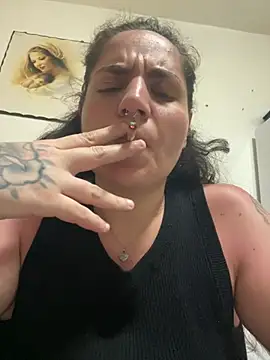Snapshot of napoletanacagna chatting on June 3, 2026, 5:39 pm napoletanacagna online show from June 3, 2026, 5:39 pm