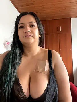 andrea-cohen online show from November 26, 2025, 2:39 pm