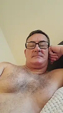 Snapshot of goldenman59 chatting on October 15, 2025, 11:18 am goldenman59 online show from October 15, 2025, 11:18 am