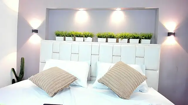 Snapshot of LunnaBlake chatting on November 12, 2025, 4:16 am LunnaBlake online show from November 12, 2025, 4:16 am