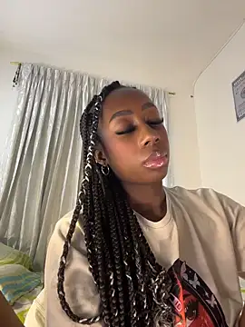 Snapshot of AmyRoss_1 chatting on April 30, 2026, 1:07 pm AmyRoss 1 online show from April 30, 2026, 1:07 pm