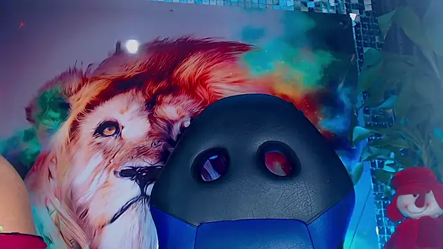 Cristal Gem1 online show from December 4, 2025, 12:15 pm