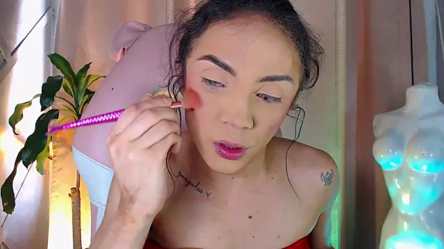 Cristal Gem1 online show from May 9, 2026, 12:08 pm