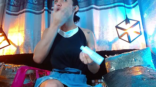 Cristal Gem1 online show from February 5, 2026, 11:50 am