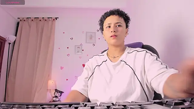 LiaaMoretzz online show from February 20, 2026, 2:30 am