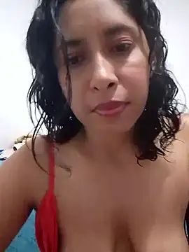 Snapshot of anitotori chatting on February 3, 2026, 7:52 pm anitotori online show from February 3, 2026, 7:52 pm