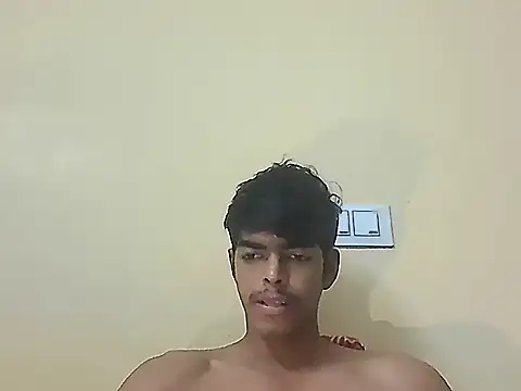 Snapshot of monster_33 chatting on March 15, 2026, 7:15 am monster 33 online show from March 15, 2026, 7:15 am