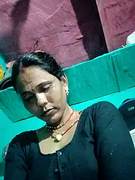 Pooja750 online show from September 26, 2025, 9:10 pm