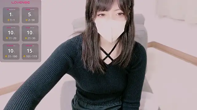 Snapshot of hinachuuu__D chatting on November 6, 2025, 10:08 am hinachuuu D online show from November 6, 2025, 10:08 am