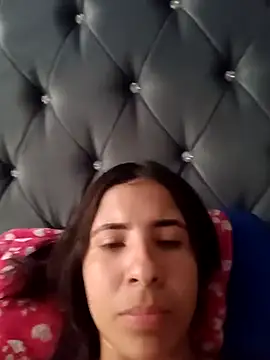 Liagni0 online show from December 4, 2025, 7:24 pm