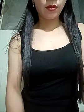 Snapshot of Vyvyy06 chatting on October 22, 2025, 12:26 pm Vyvyy06 online show from October 22, 2025, 12:26 pm