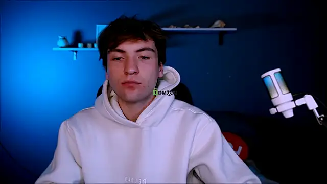 joseph bear  online show from November 29, 2025, 7:58 pm