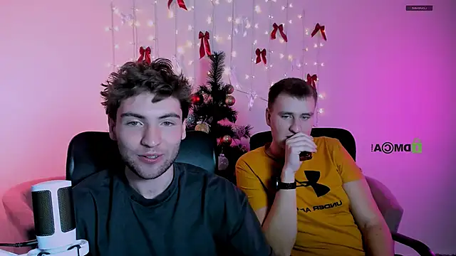 Snapshot of joseph_bear_ chatting on December 21, 2025, 8:31 pm joseph bear online show from December 21, 2025, 8:31 pm