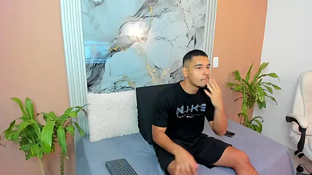  online show from October 5, 2025, 12:18 pm