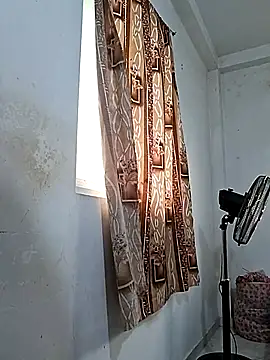 BeautyGirl sara online show from July 24, 2026, 4:41 am