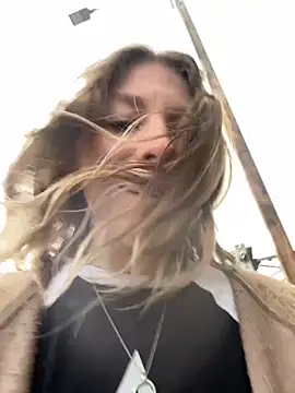 Snapshot of Mimiumuy chatting on September 23, 2025, 1:51 pm Mimiumuy online show from September 23, 2025, 1:51 pm