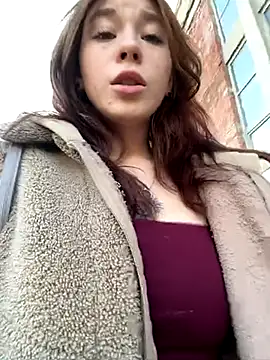 Snapshot of Mimiumuy chatting on October 1, 2025, 2:32 pm Mimiumuy online show from October 1, 2025, 2:32 pm