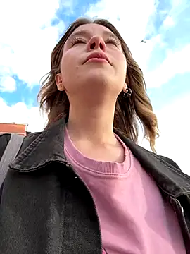 Snapshot of Mimiumuy chatting on September 17, 2025, 2:08 pm Mimiumuy online show from September 17, 2025, 2:08 pm