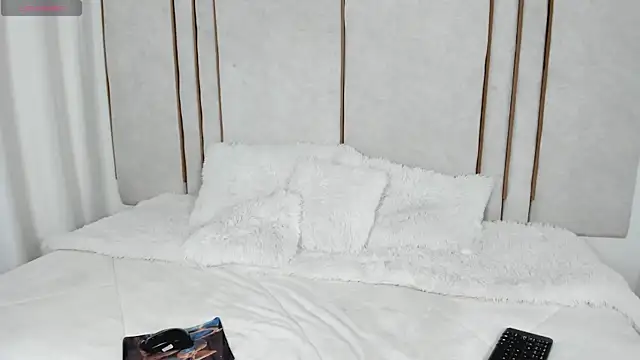 Snapshot of Lilith_dry chatting on October 5, 2025, 10:55 pm Lilith dry online show from October 5, 2025, 10:55 pm