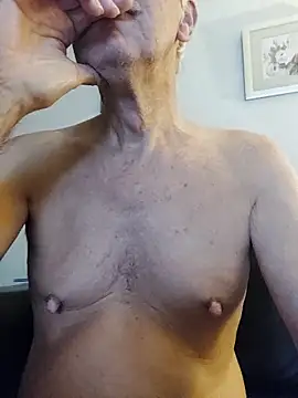 slaveman4you online show from October 29, 2025, 10:42 pm