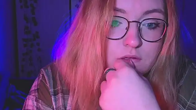 Snapshot of ZayaRush chatting on February 27, 2026, 6:35 am ZayaRush online show from February 27, 2026, 6:35 am