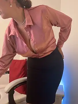 Paty chic online show from May 22, 2026, 2:37 pm