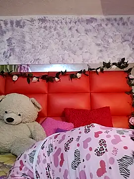 Kitty Melodi online show from September 22, 2025, 9:04 am