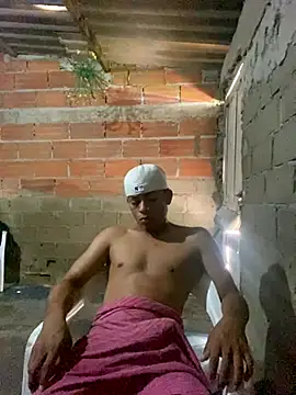 Snapshot of DoneSpinal chatting on October 11, 2025, 2:51 pm DoneSpinal online show from October 11, 2025, 2:51 pm