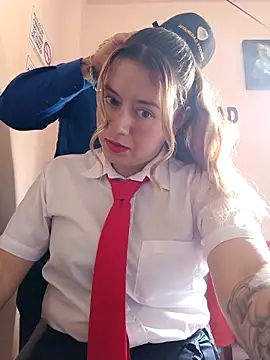 Hannah-colx online show from April 2, 2026, 3:41 pm